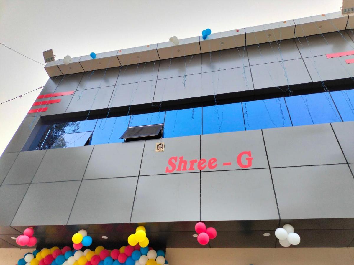 Oyo Shree G Hotel Agra  Ngoại thất bức ảnh